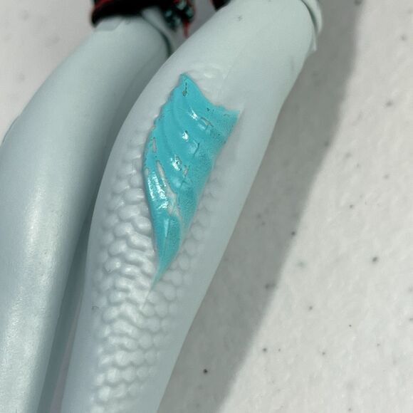 Monster High Doll Lagoona Blue Surf to Turf Mattel 2016 DNX06 - Picture 12 of 16